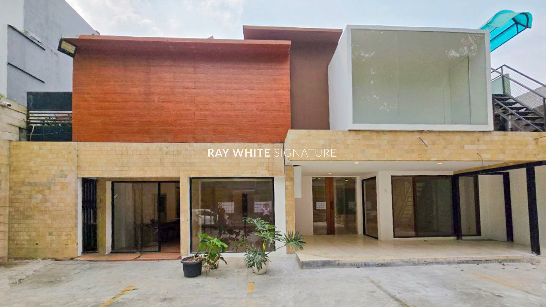 Rumah Hitung Tanah Area Cipete