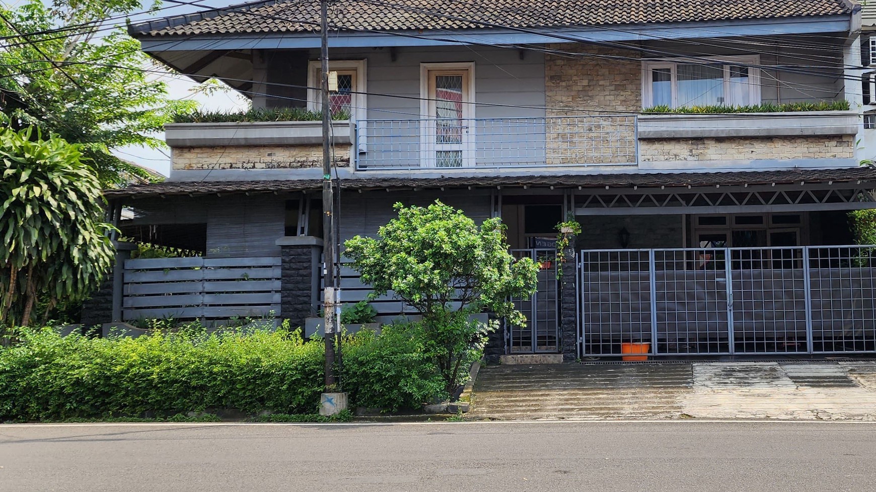 Rumah di Bintaro Jaya 