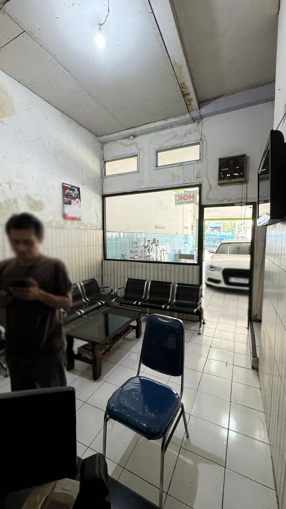 Dijual 2 Ruko Gandeng Lokasi Strategis Pinggir Jalan @Surabaya