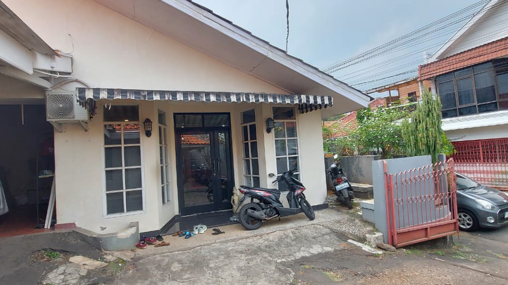 Dijual Rumah Cocok untuk Kantor & Usaha Lokasi Strategis @Ulujami