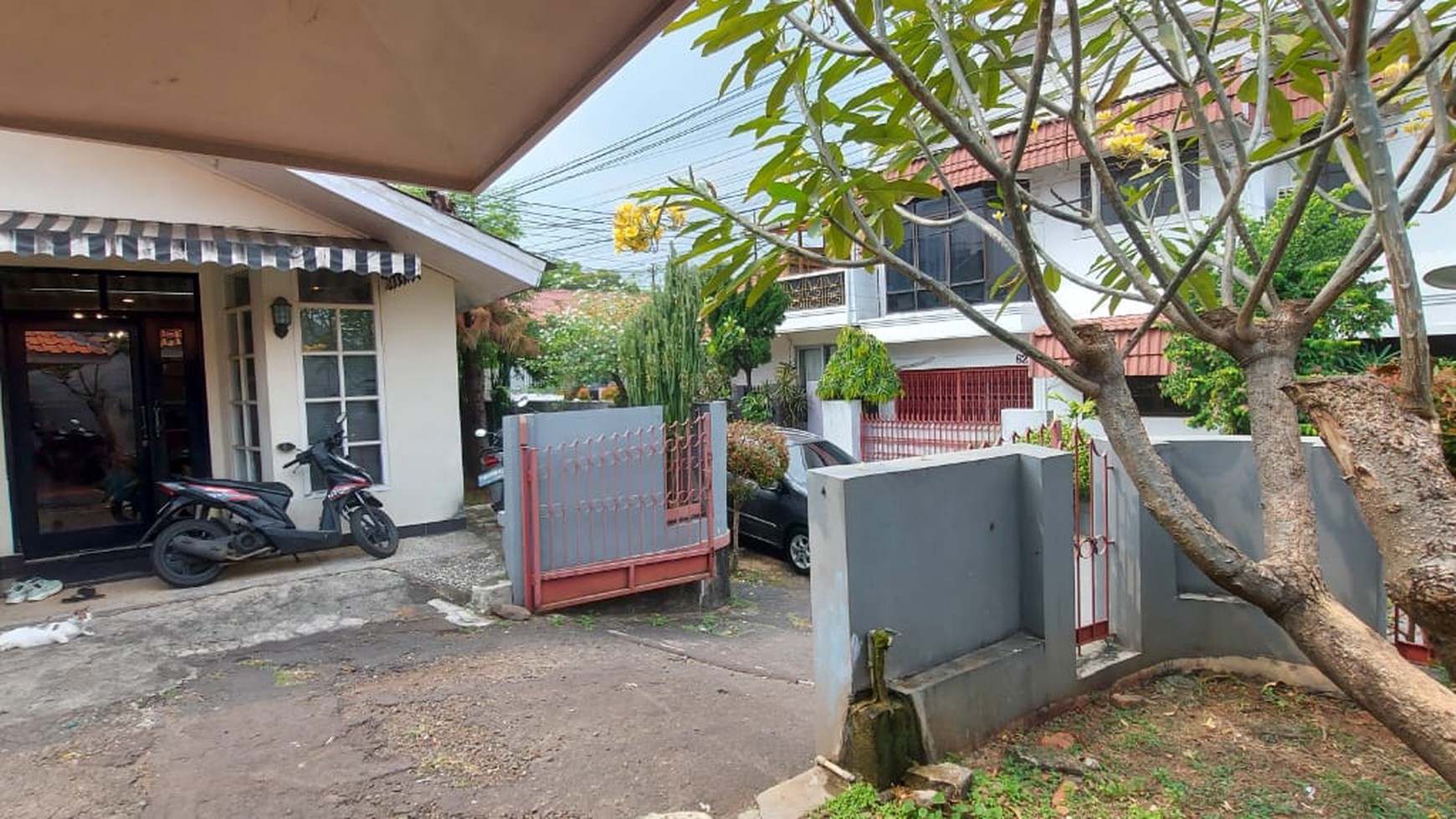 Dijual Rumah Cocok untuk Kantor & Usaha Lokasi Strategis @Ulujami