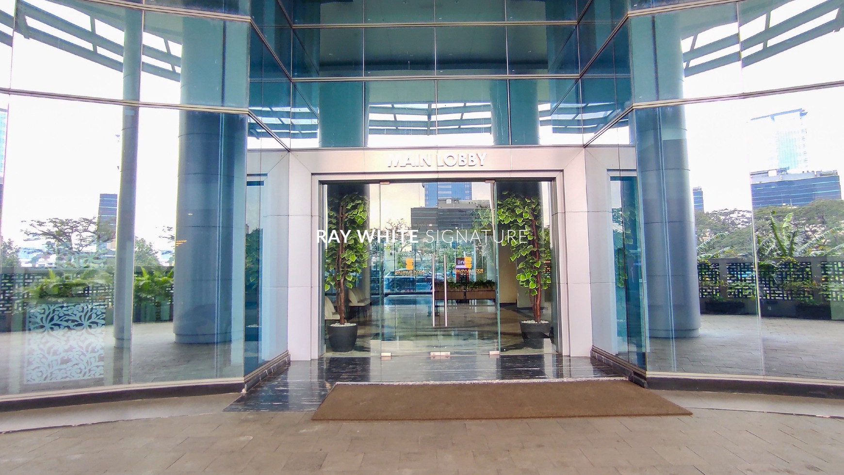 DIJUAL Apartment Strategis Full Furnished 2 BR di Prime Location MT Haryono