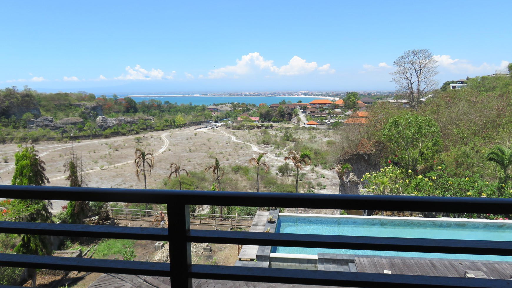 Amazing Ocean View Villa Freehold in Great Location Close Ayana Resort