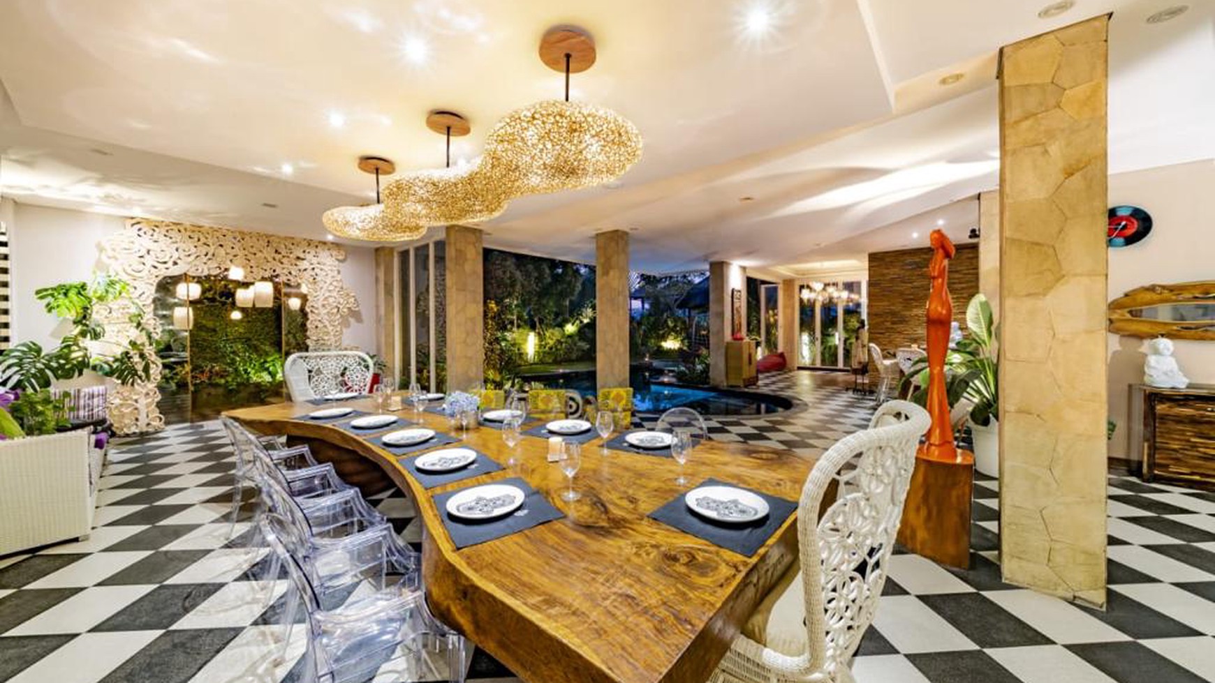 Luxury Villa Freehold In Great Location Close GWK Bali