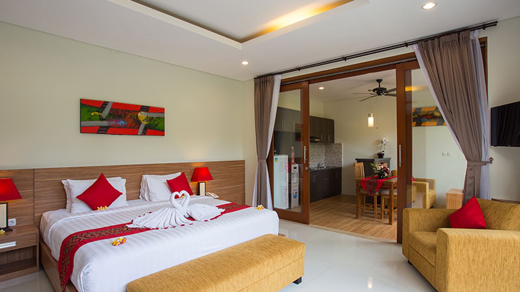 14 Private Luxury Villas embellished with minimalist tropical gardens in Great Location Gianyar