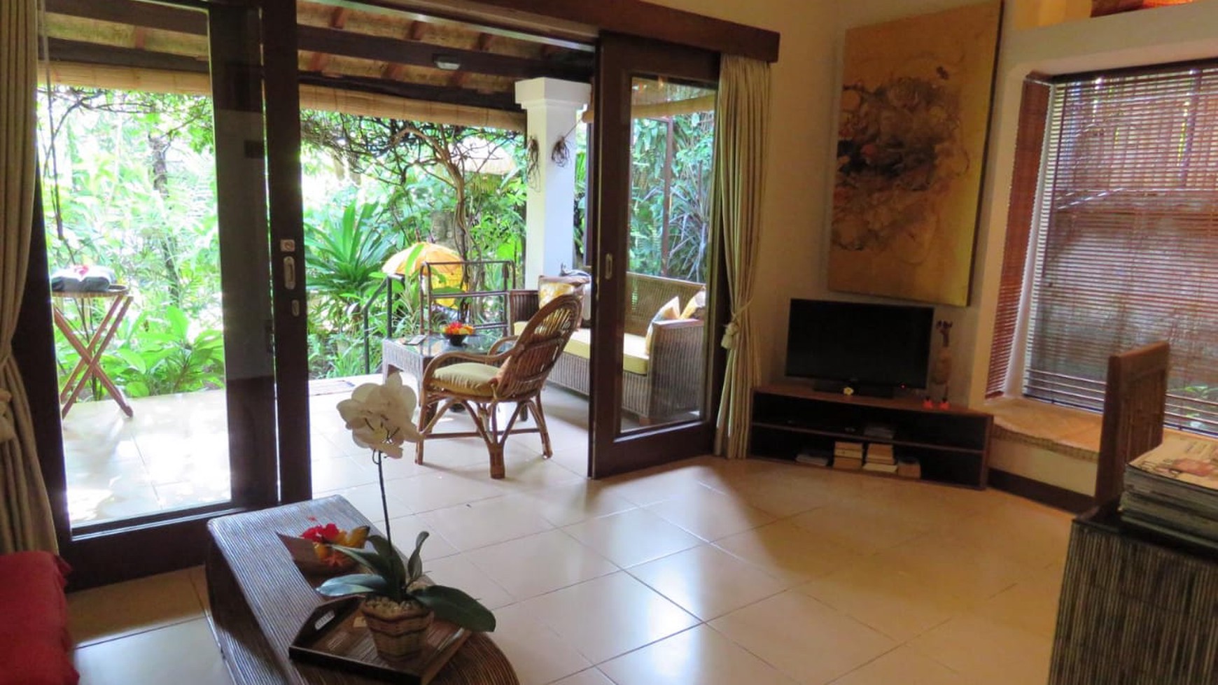 Artistic  Luxurious Villa 10 Bedrooms in Great Location Sanur