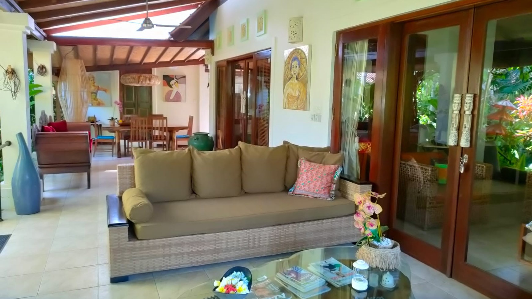 Artistic  Luxurious Villa 10 Bedrooms in Great Location Sanur