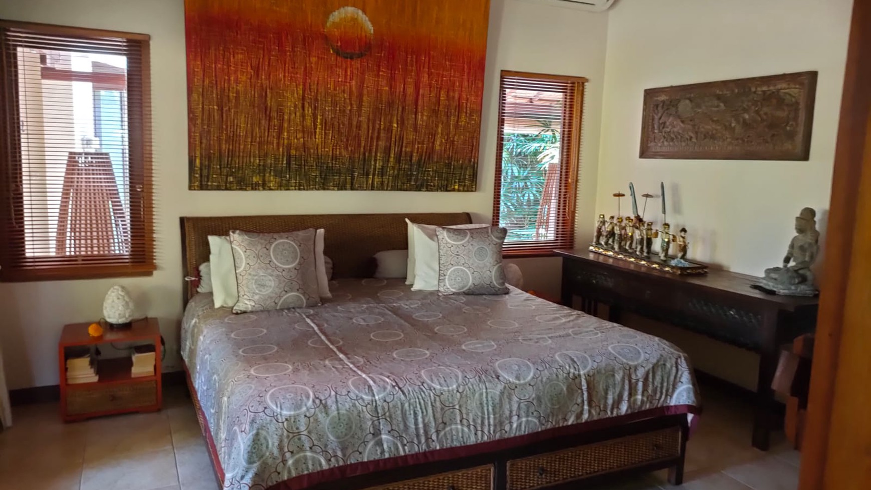 Artistic  Luxurious Villa 10 Bedrooms in Great Location Sanur