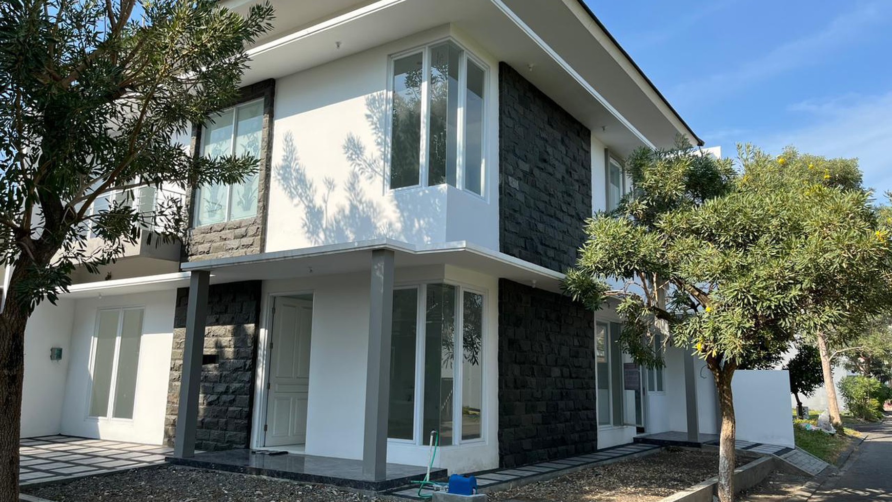 MURAH Dijual Rumah Baru Bukit Palma Citraland Surabaya Barat- New Modern Minimalis 2 Lantai 