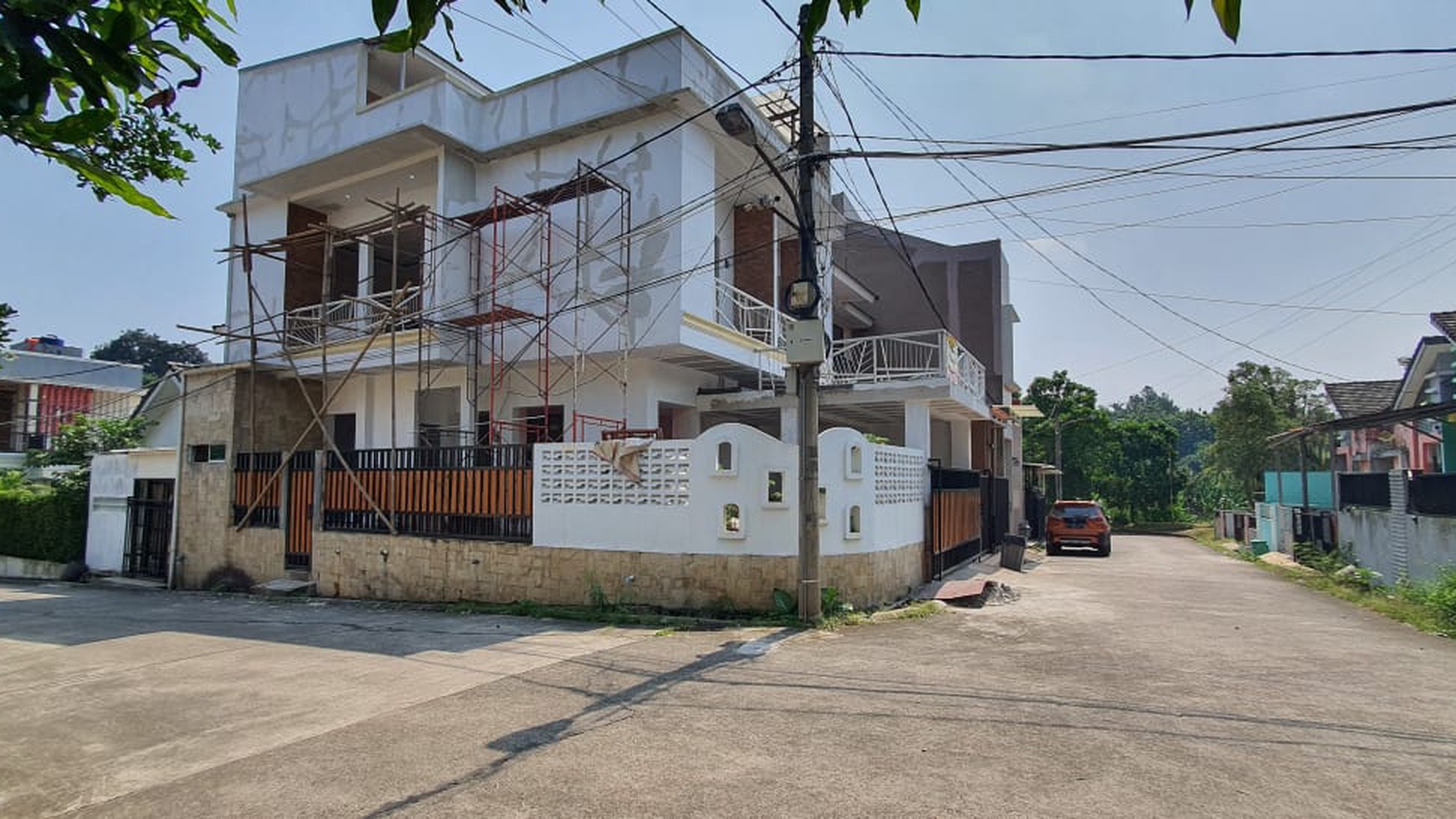 Rumah Hook Siap Huni dengan Hunian Nyaman dan Asri @Pamulang