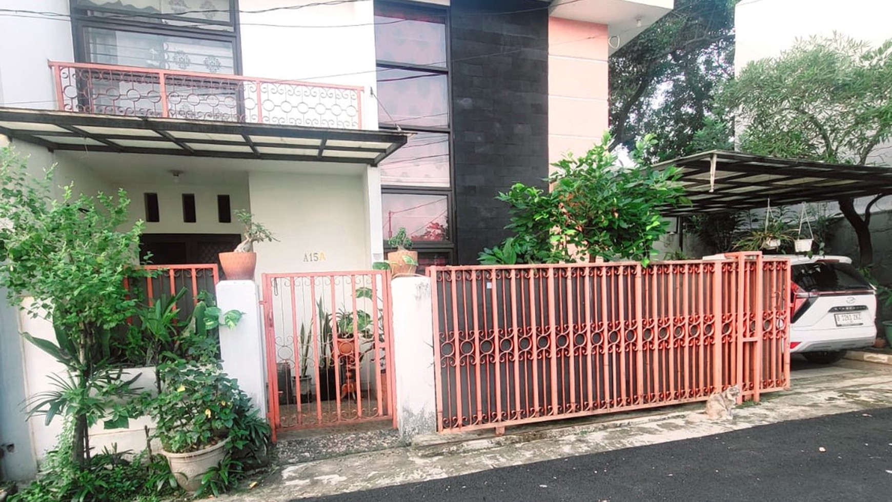 Rumah Homey Dalam Komplek BPK Gandul Cinere - Disewakan