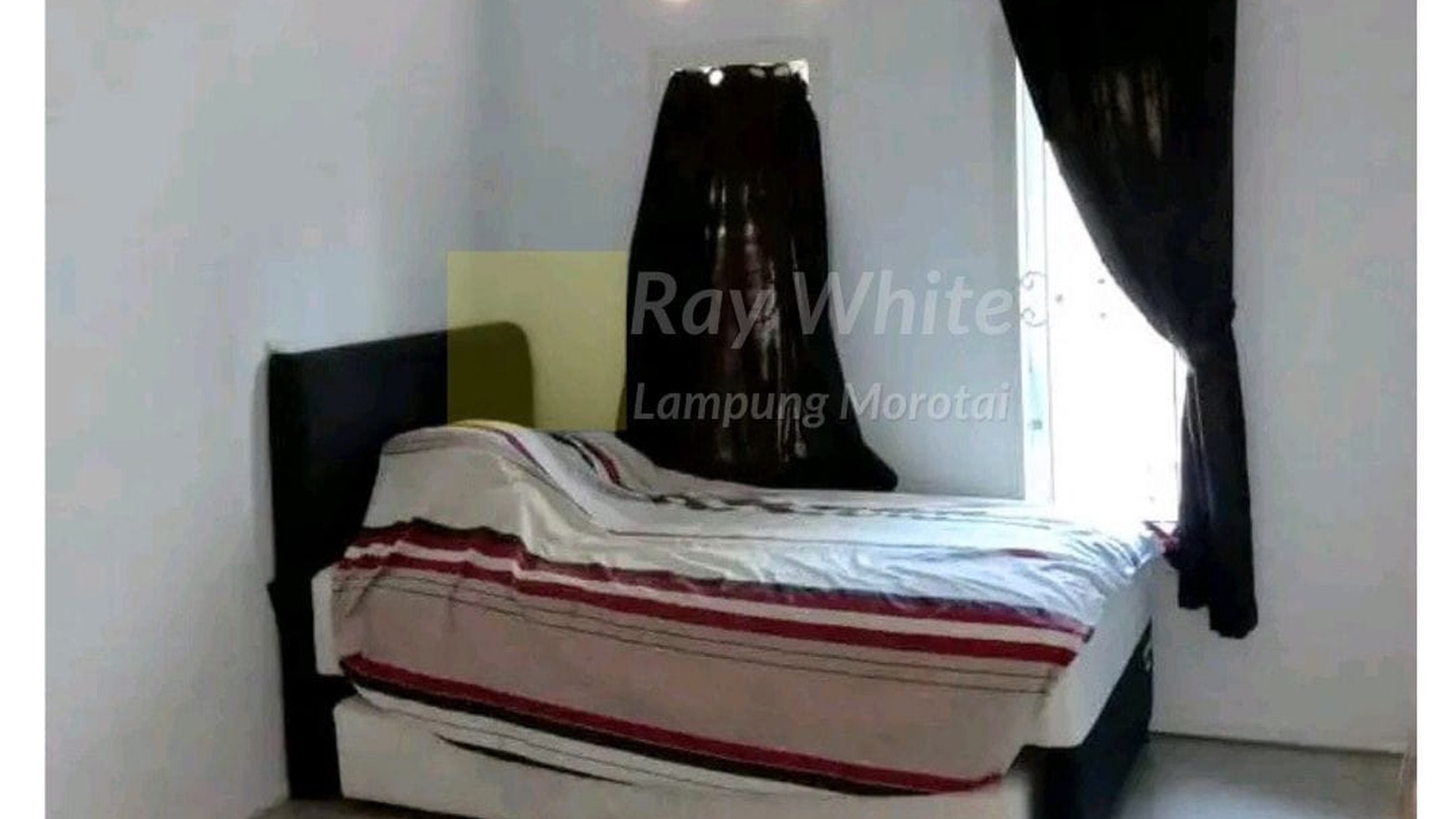 dijual Rumah dengan halaman yang luas di way kandis