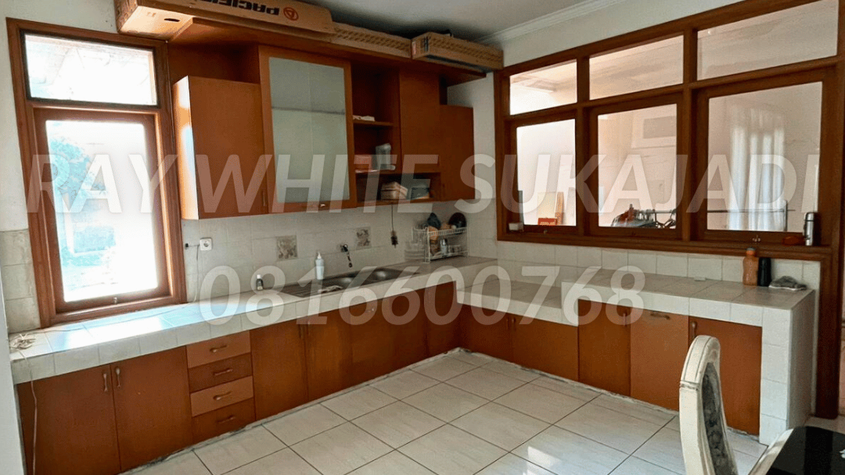 Rumah Hitung Tanah Area Cipete