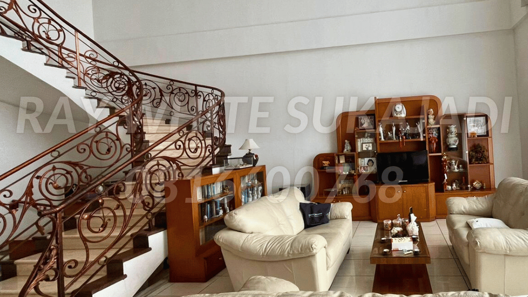 Rumah Hitung Tanah Area Cipete