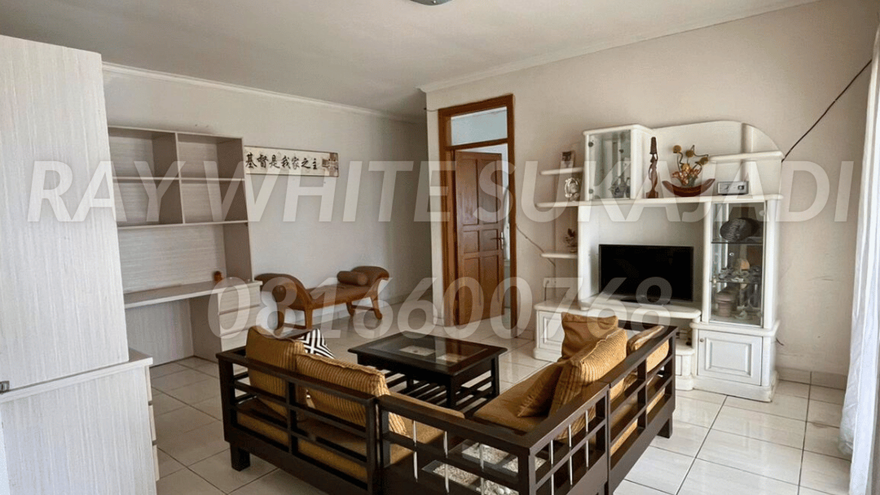 Rumah Hitung Tanah Area Cipete