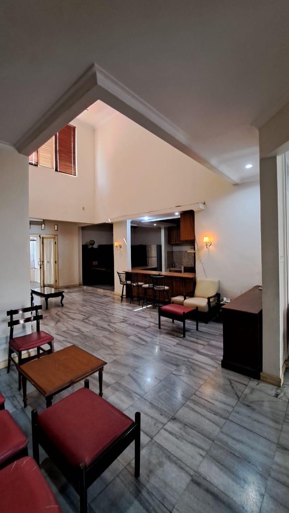 Rumah Hitung Tanah Area Cipete