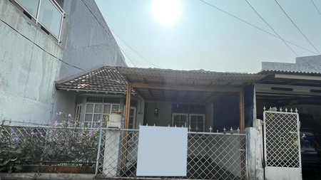 Rumah Lokasi Strategis dekat dengan STAN Bintaro