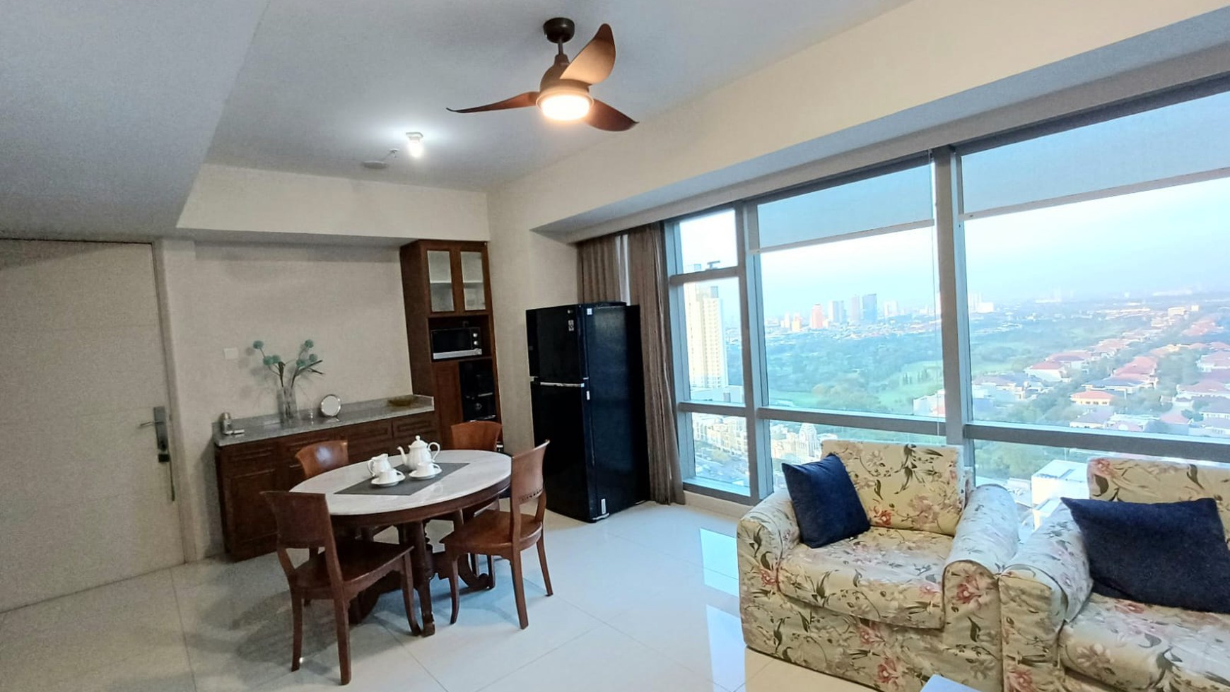 Dijual Apartemen La Riz Mansion Pakuwon Mall Tipe 3 Kamar Tidur FULL Furnished - Siap Huni - Mewah Berkelas Surabaya Barat