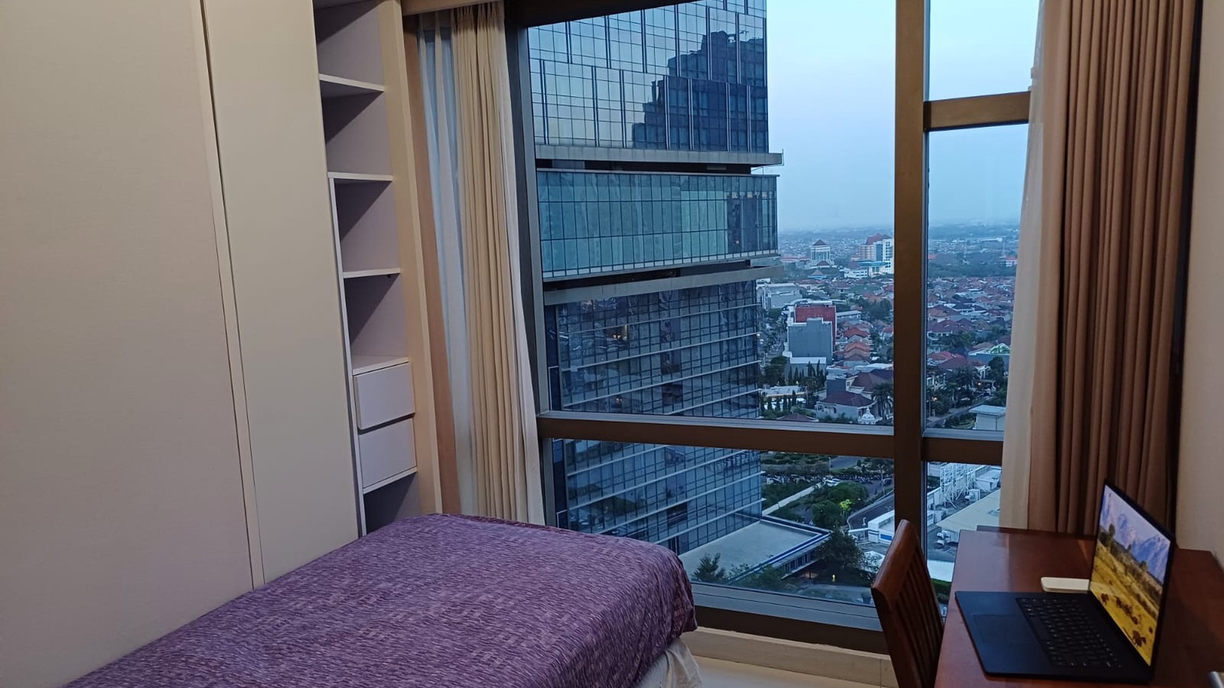 Dijual Apartemen La Riz Mansion Pakuwon Mall Tipe 3 Kamar Tidur FULL Furnished - Siap Huni - Mewah Berkelas Surabaya Barat