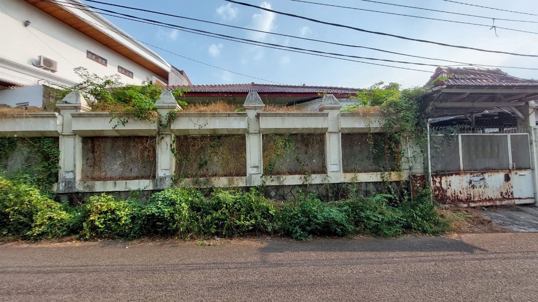 Rumah Hitung Tanah Lokasi Strategis @Bintaro Sektor 1