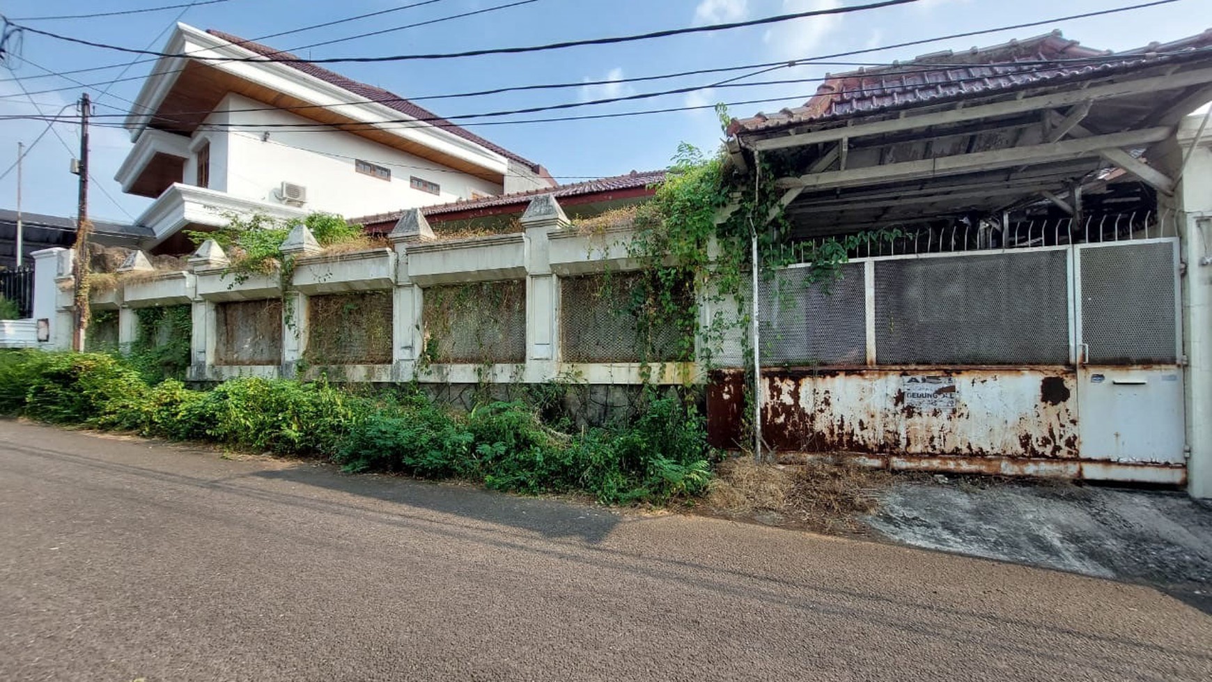 Rumah Hitung Tanah Lokasi Strategis @Bintaro Sektor 1