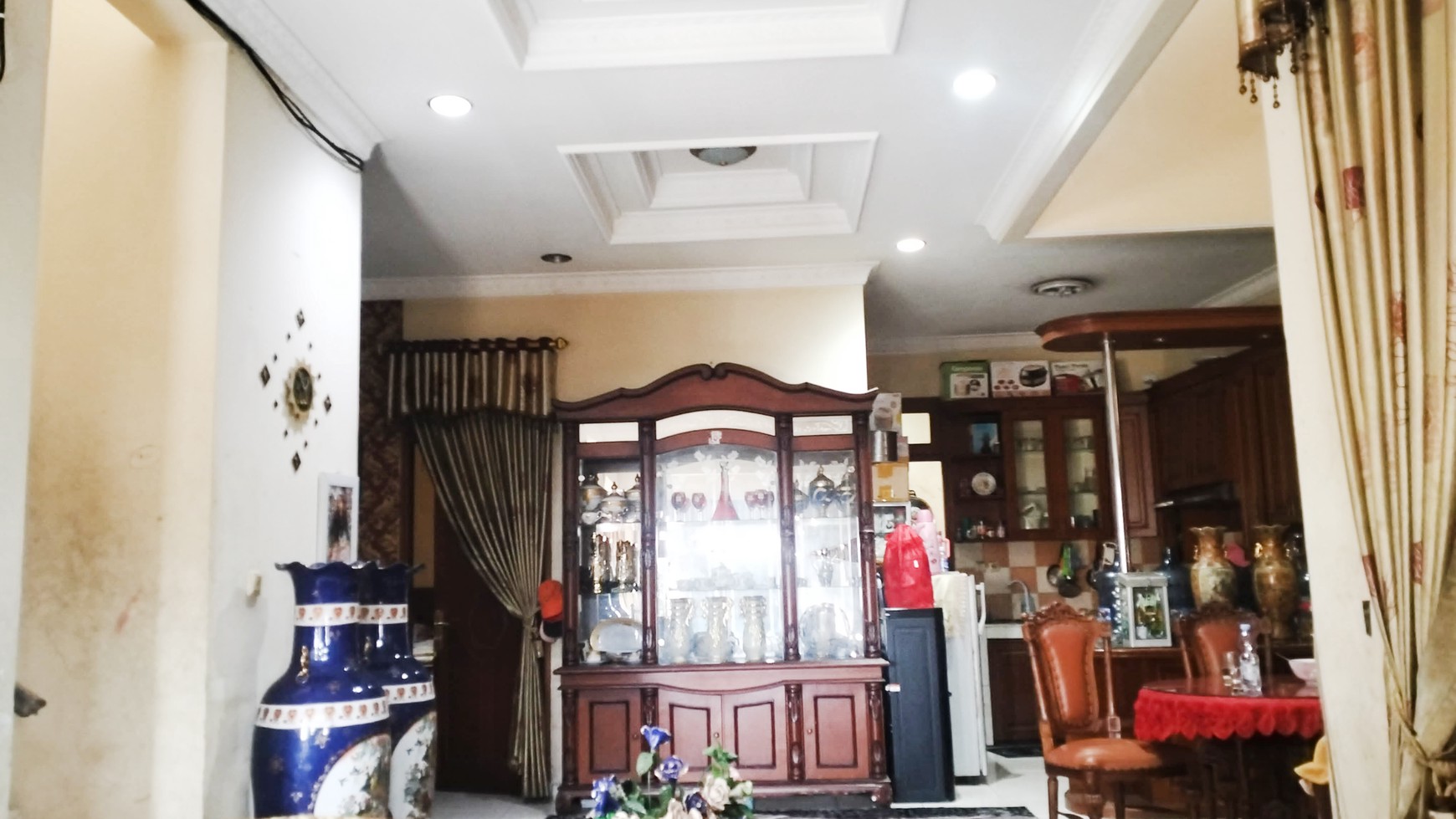 Rumah Bagus Di Jl H Daiman Cipadu Tangerang