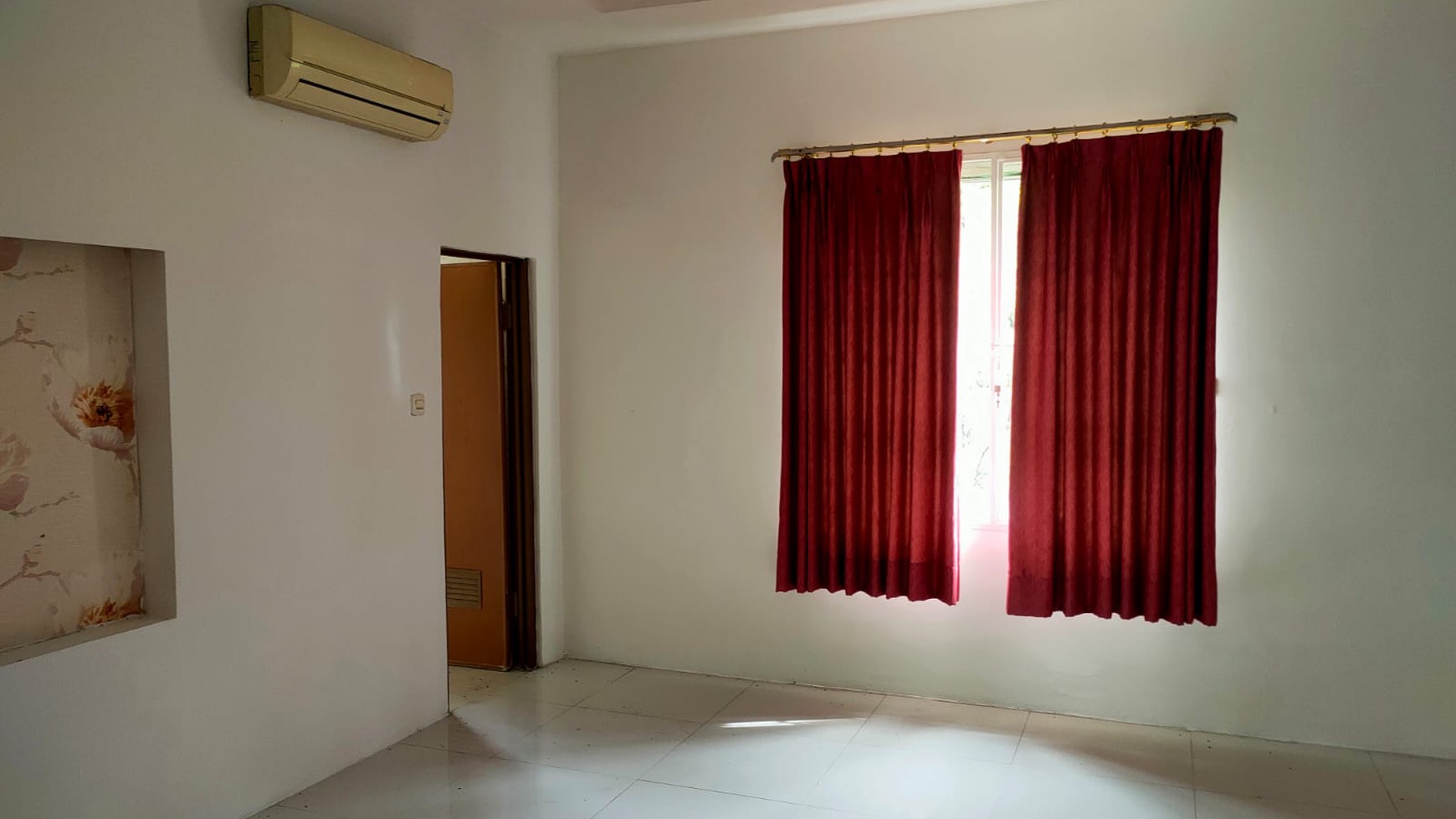 Dijual Rumah di Taman diponegoro JL. Gunung Pelangi Lippo Karawaci Tangerang