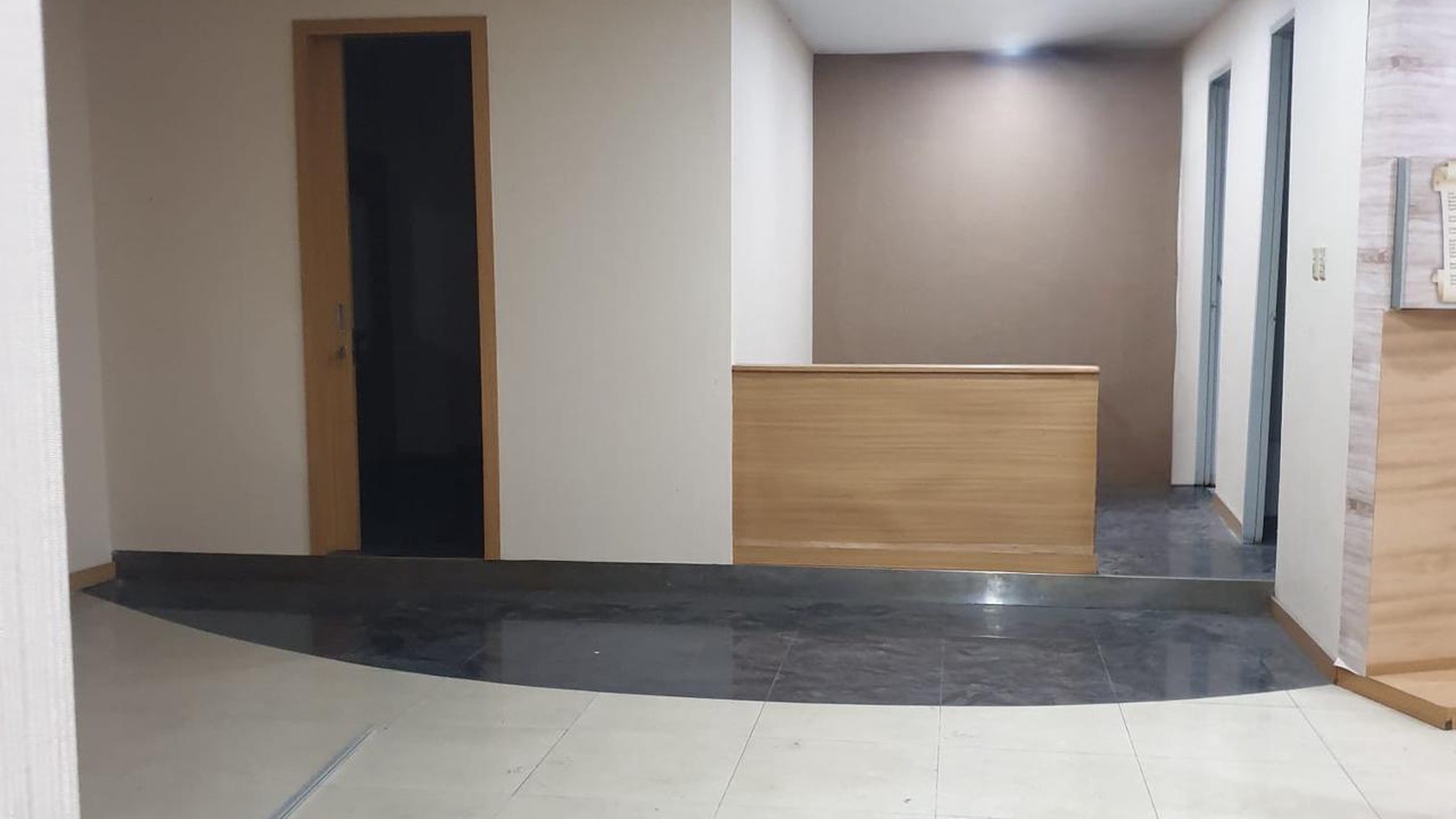 Dijual Gedung Dekat Senopati Strategis dan Cocok Untuk Resto, Salon/Klinik Maupun Kantor