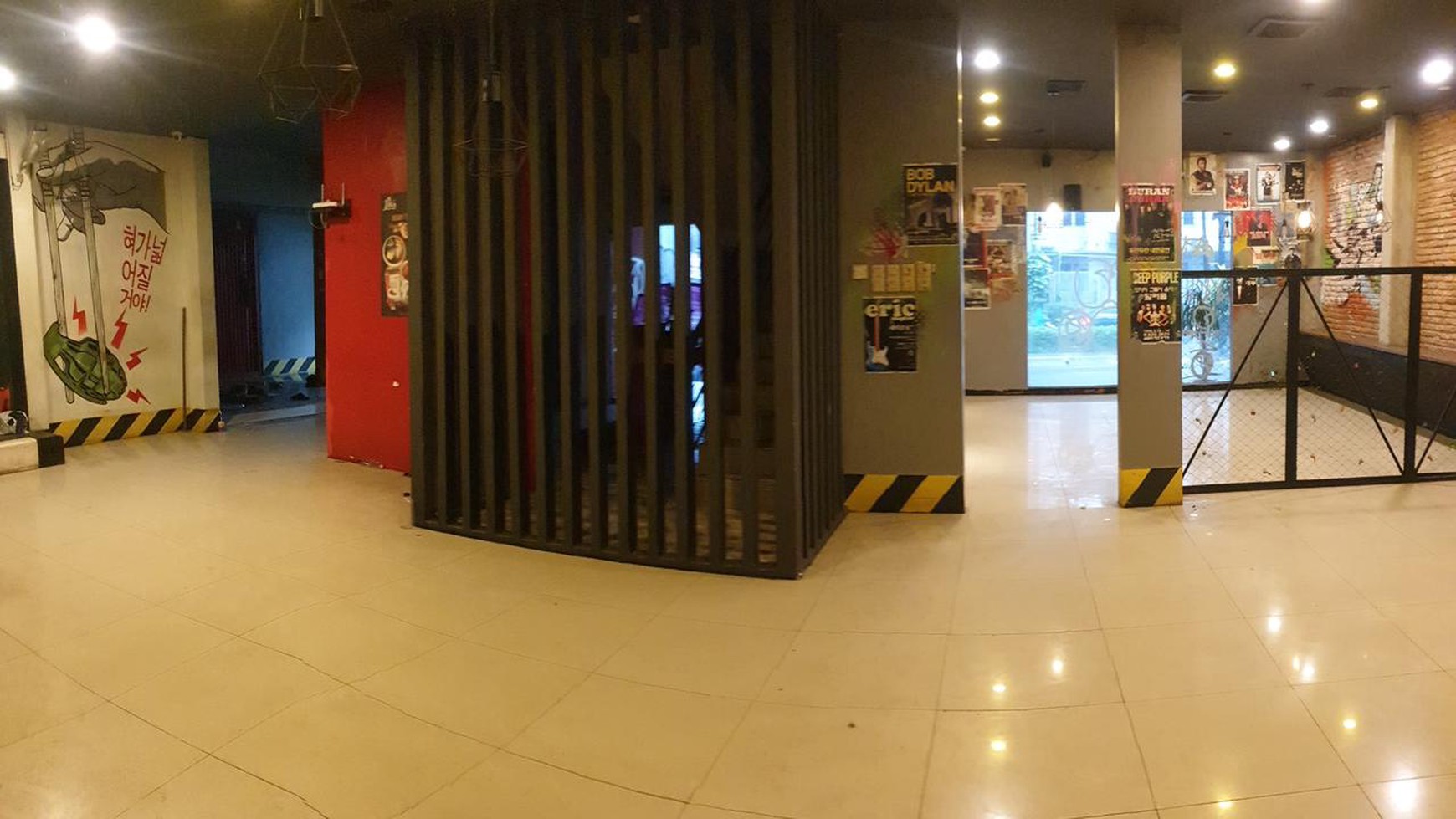 Dijual Gedung Dekat Senopati Strategis dan Cocok Untuk Resto, Salon/Klinik Maupun Kantor