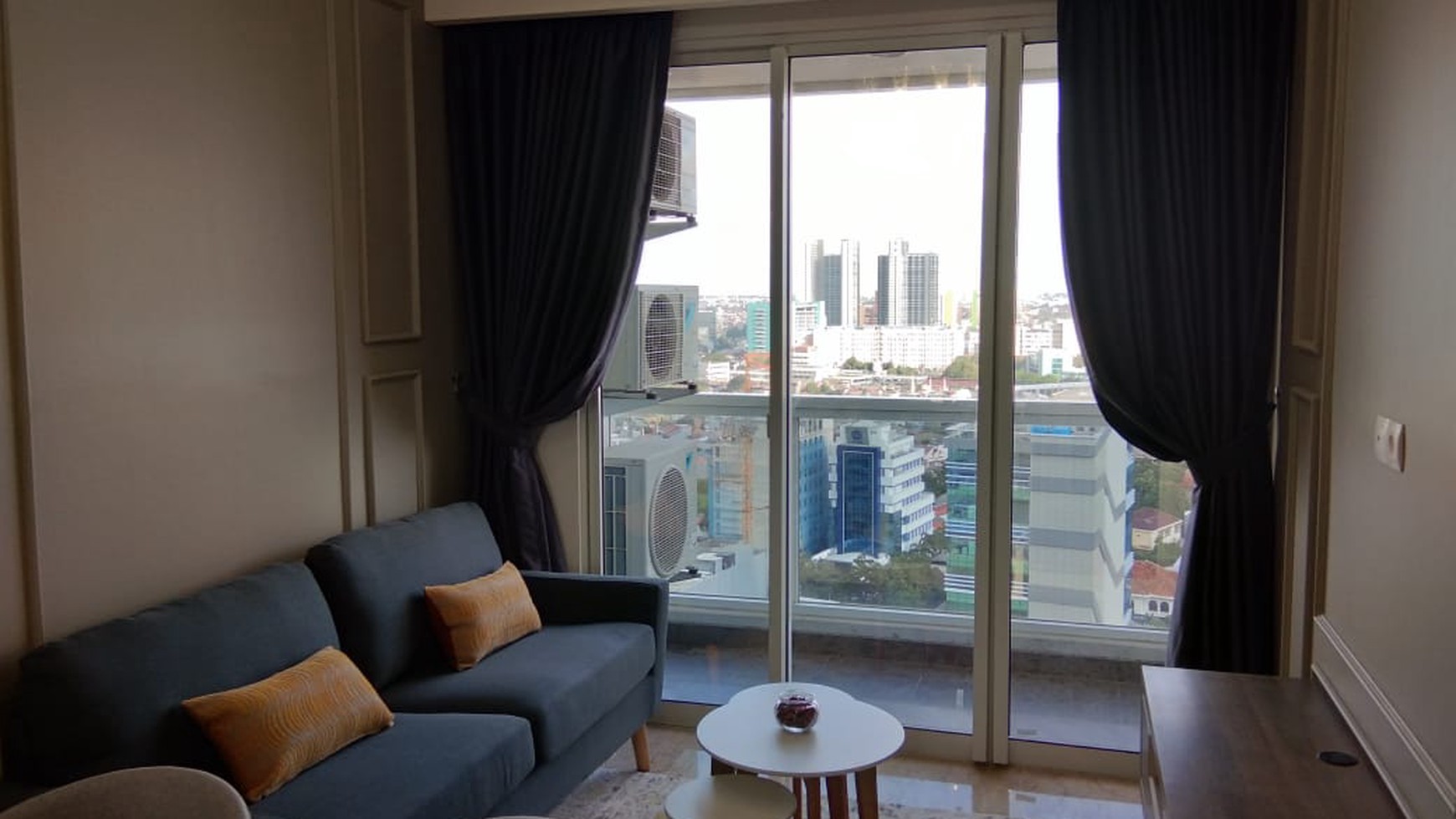 Tower Emerald  Apartemen Menteng Park