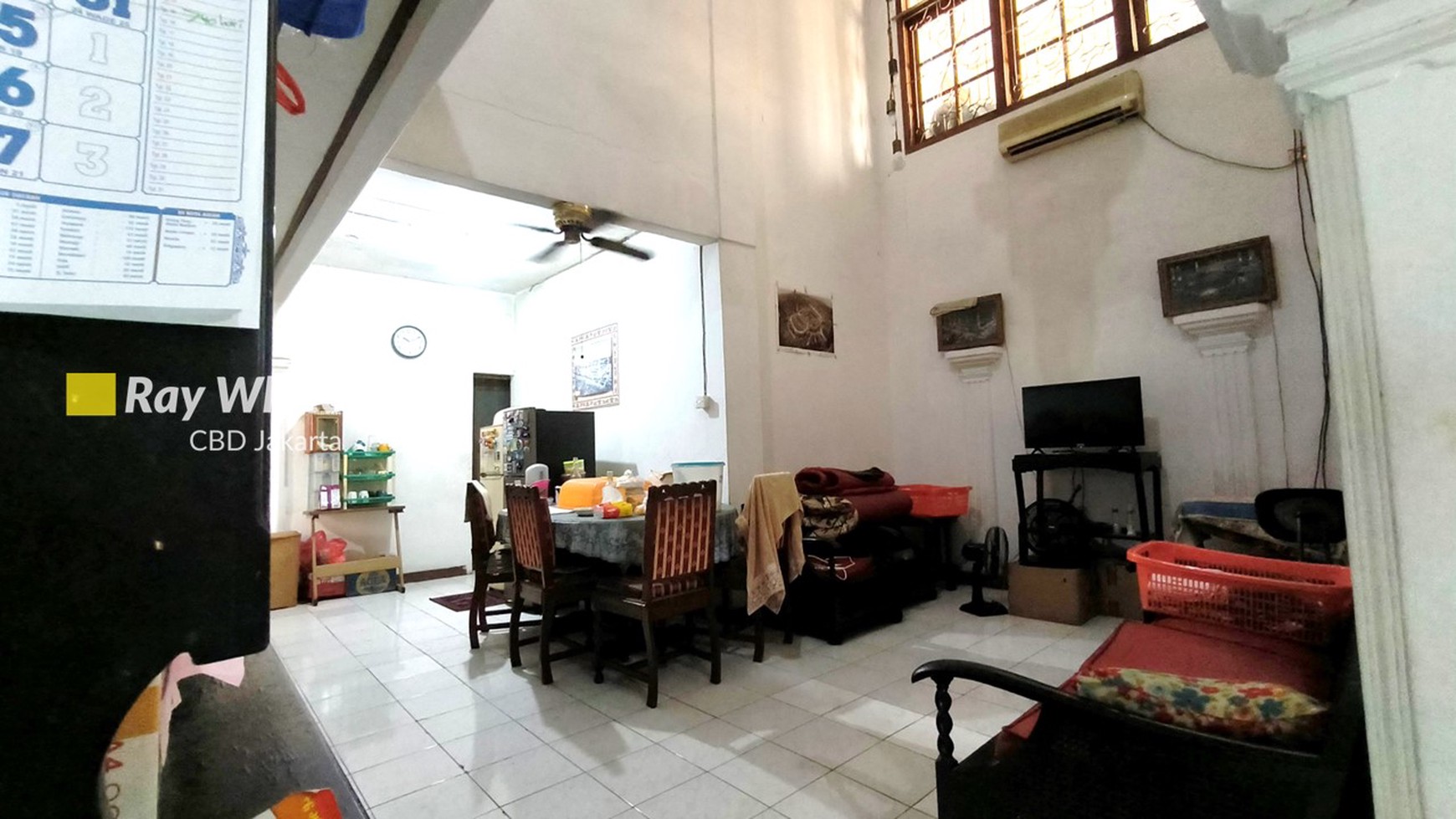 Rumah Hitung Tanah Area Cipete
