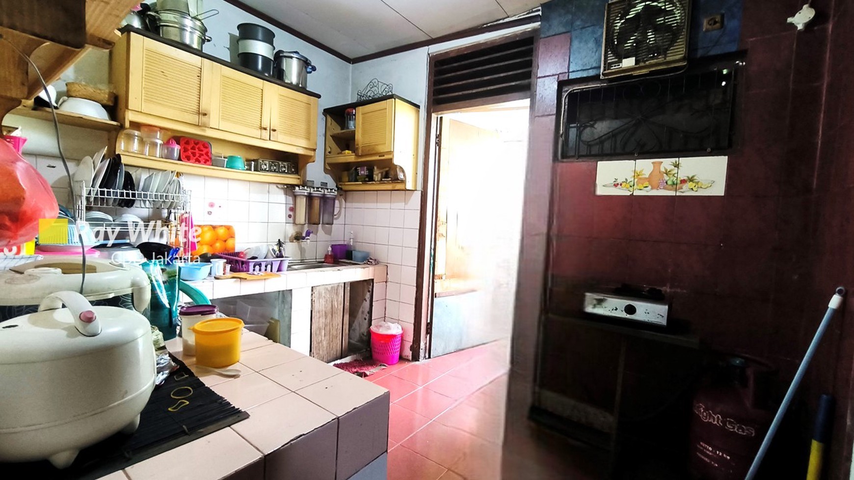 Rumah Hitung Tanah Area Cipete