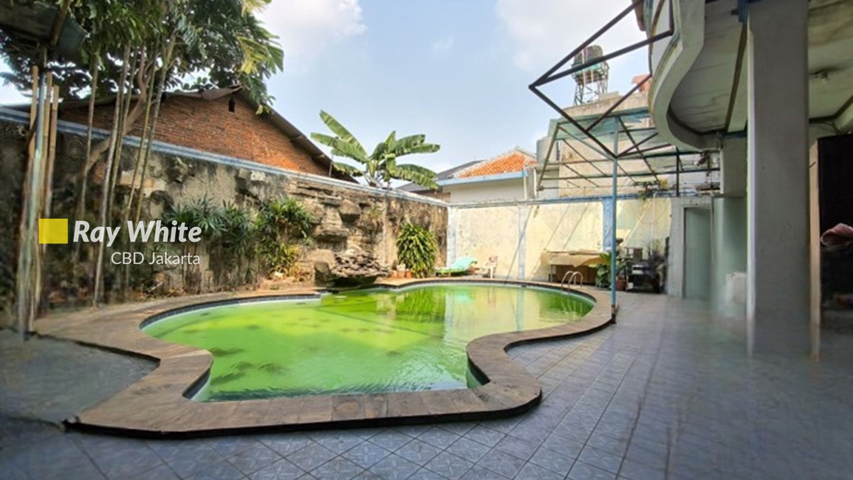 Rumah Hitung Tanah Area Cipete