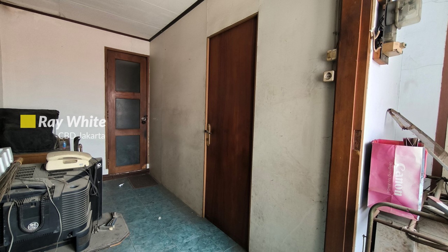 Rumah Hitung Tanah Area Cipete