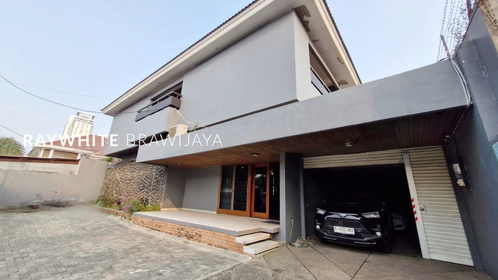 Rumah Hitung Tanah Area Cipete