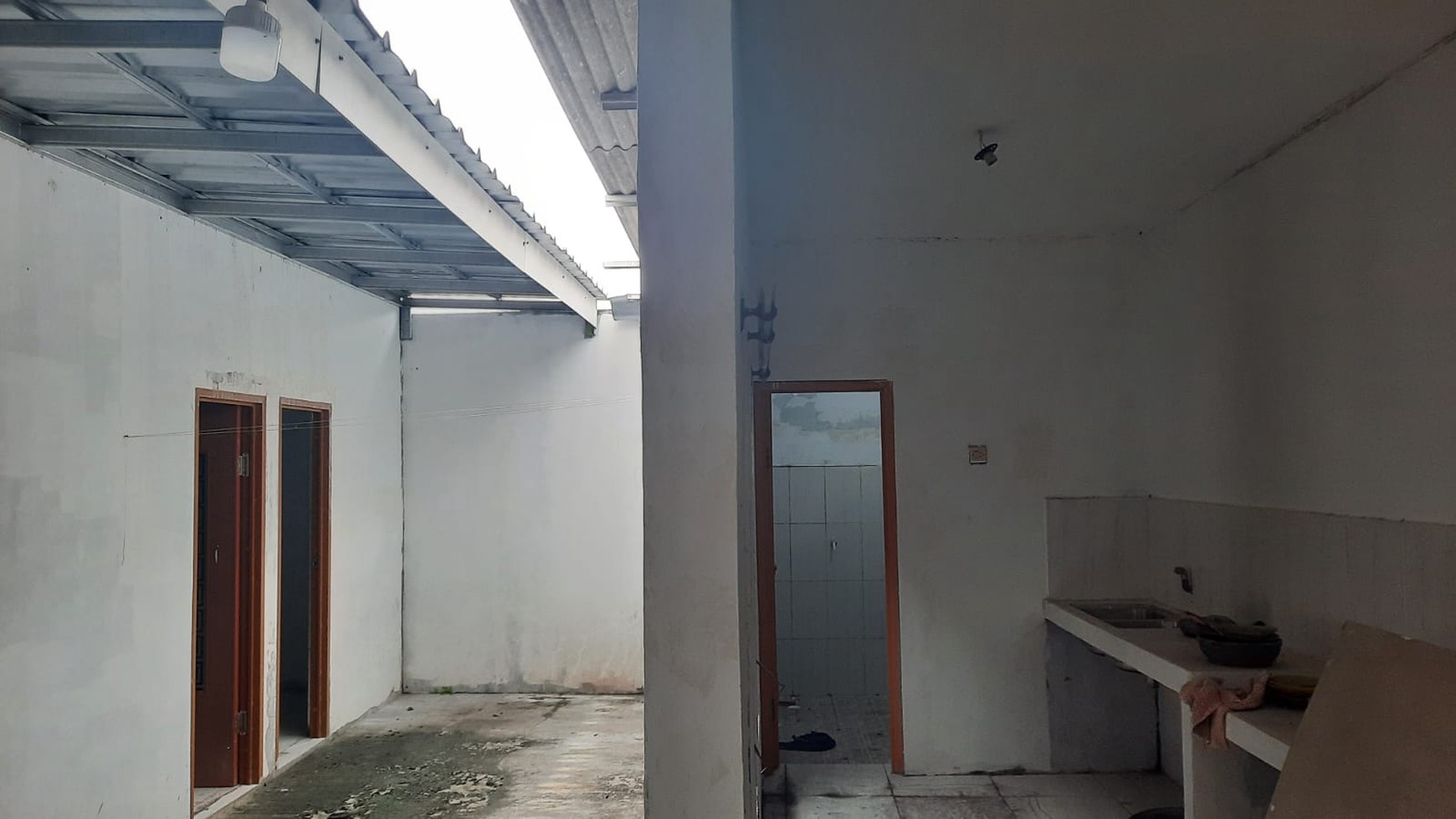 DIJUAL RUMAH NON FURNISHED  DI TAMAN SENTOSA CIKARANG SELATAN