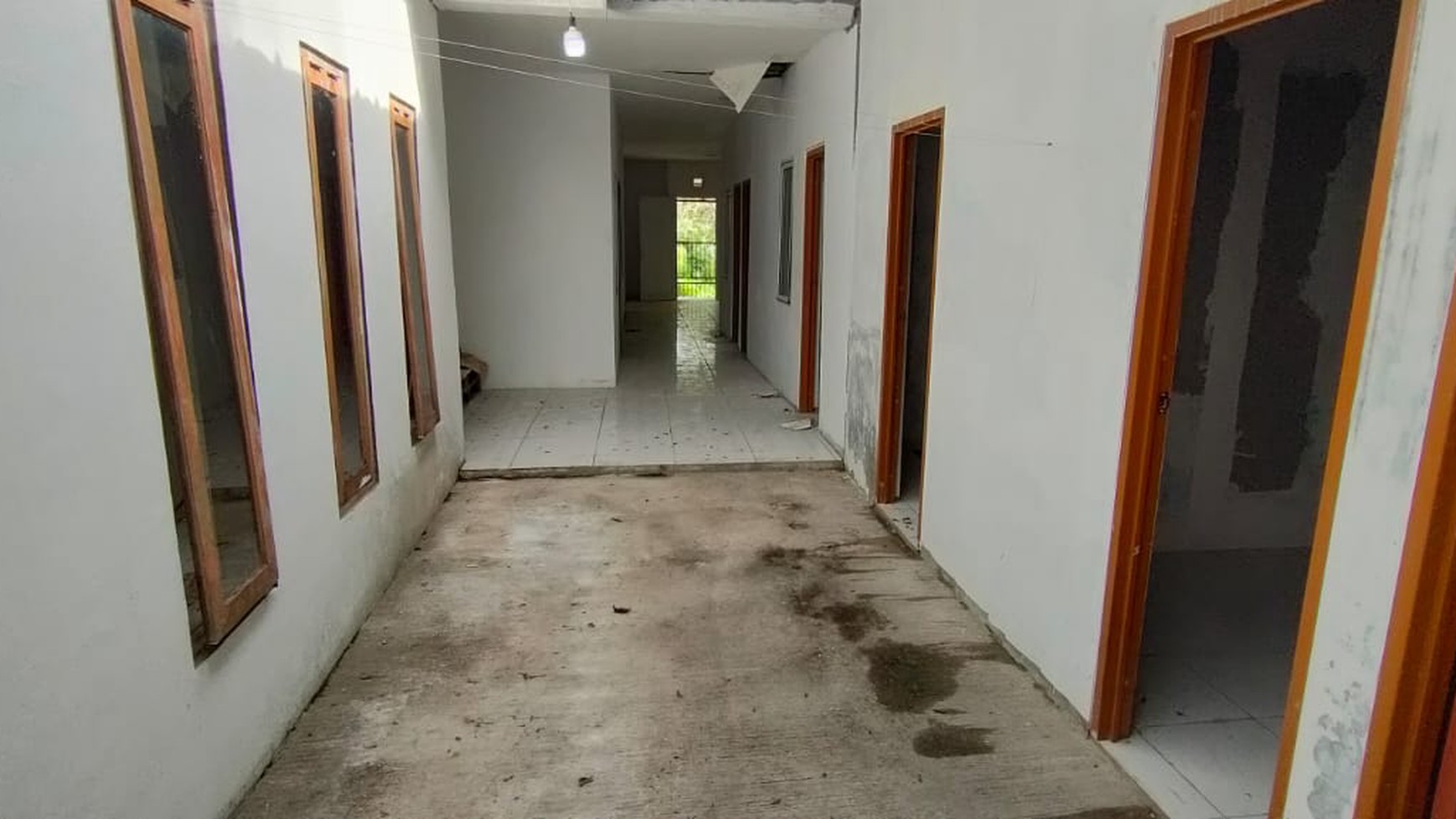 DIJUAL RUMAH NON FURNISHED  DI TAMAN SENTOSA CIKARANG SELATAN