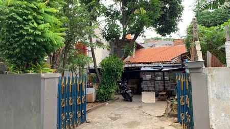 Rumah lokasi strategis di Jakarta Selatan