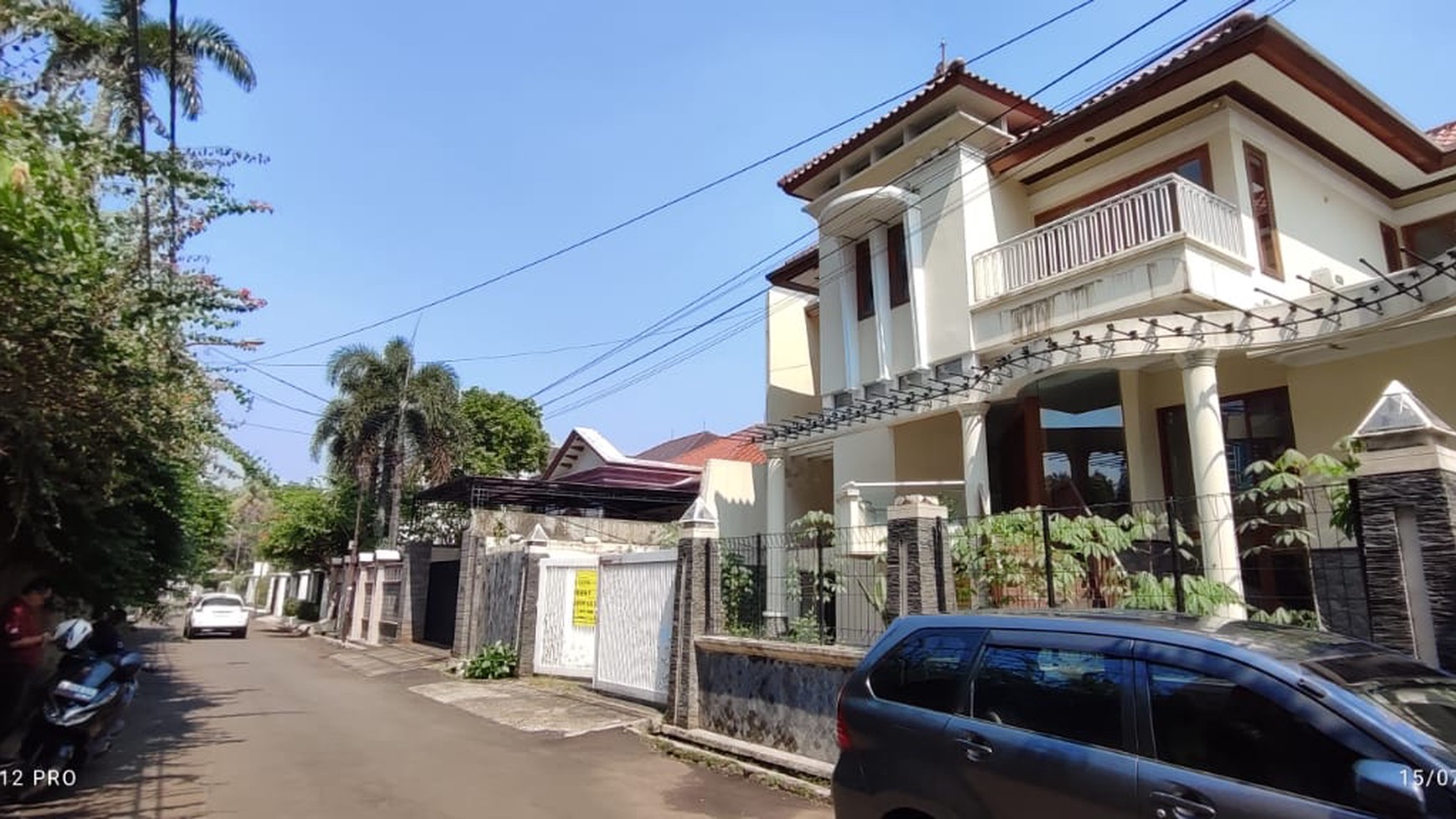 Rumah dijual hitung tanah lokasi pondok indah 