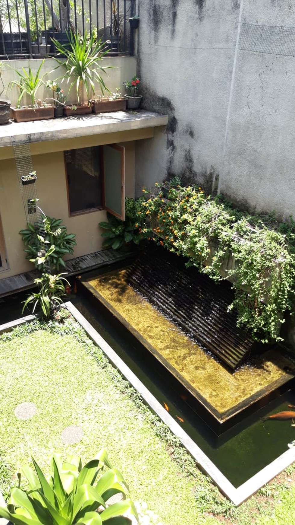 Rumah 2 Lantai Pancoran Timur, Jakarta Selatan