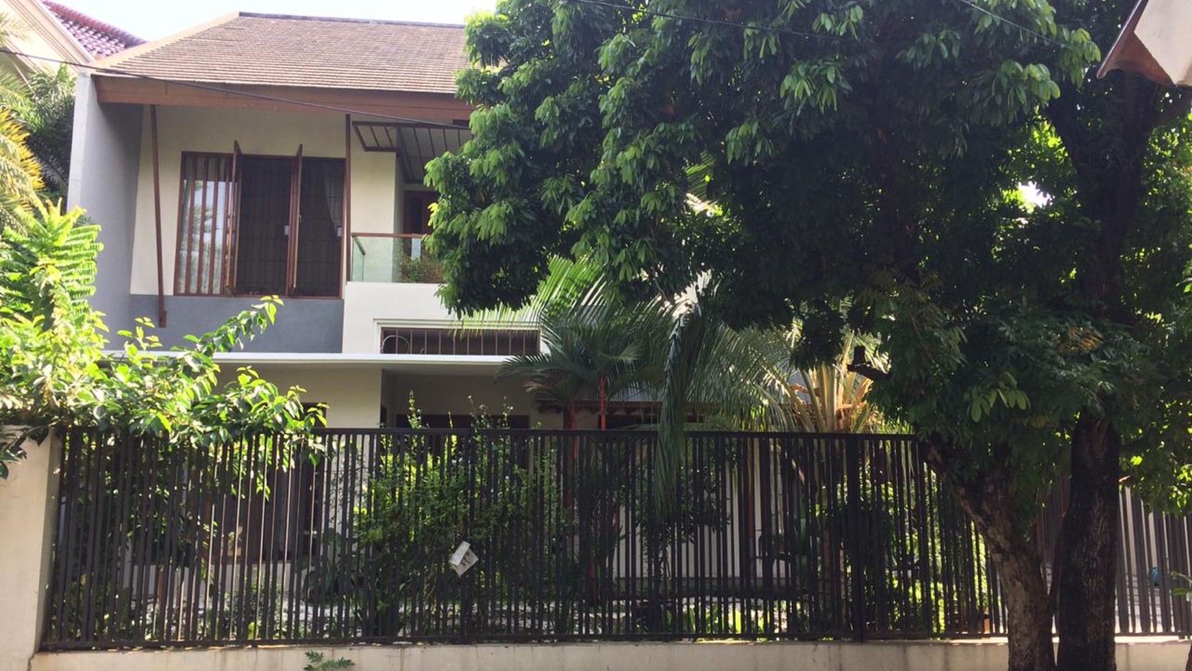 Rumah 2 Lantai Pancoran Timur, Jakarta Selatan