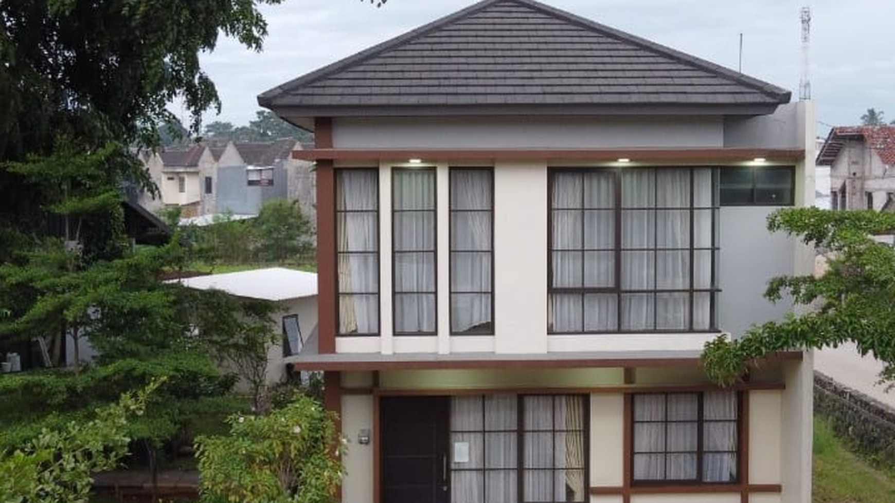 Rumah 2 Lantai Style Jepang Di Pusat Kota Cibinong Bogor