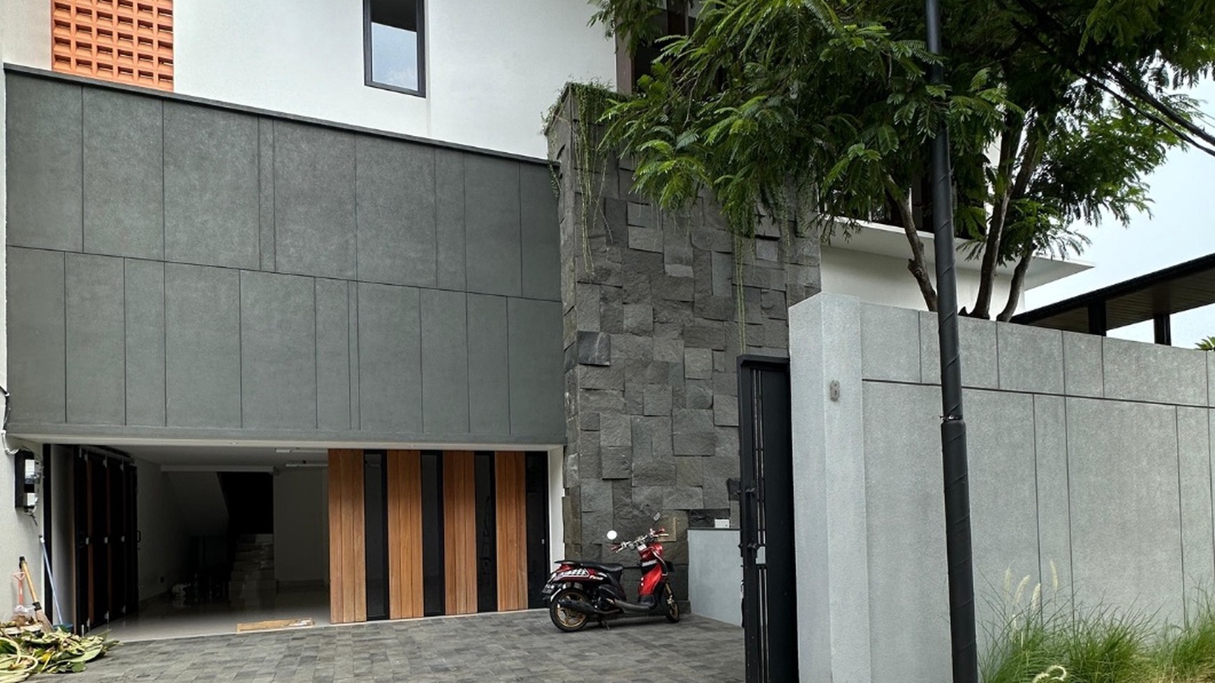 Brand New Modern Tropical House For Sale at Gaharu Cipete, Kebayoran Baru