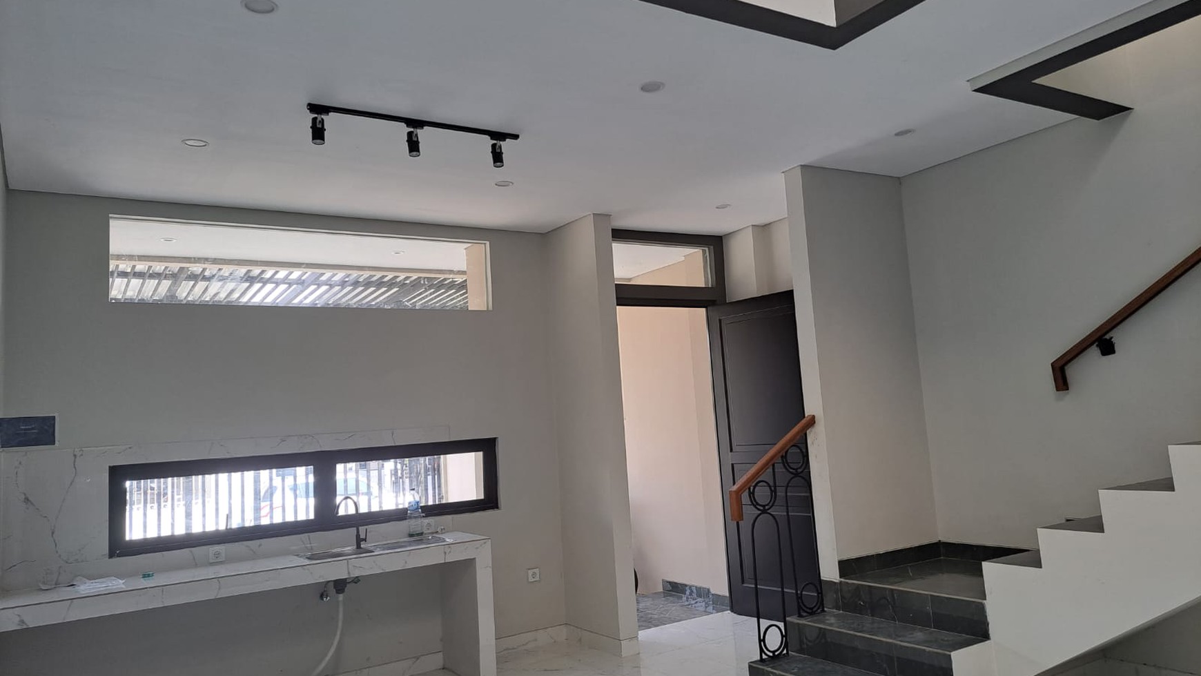 Rumah Baru 2 lantai di Sektor 7 Gading Serpong