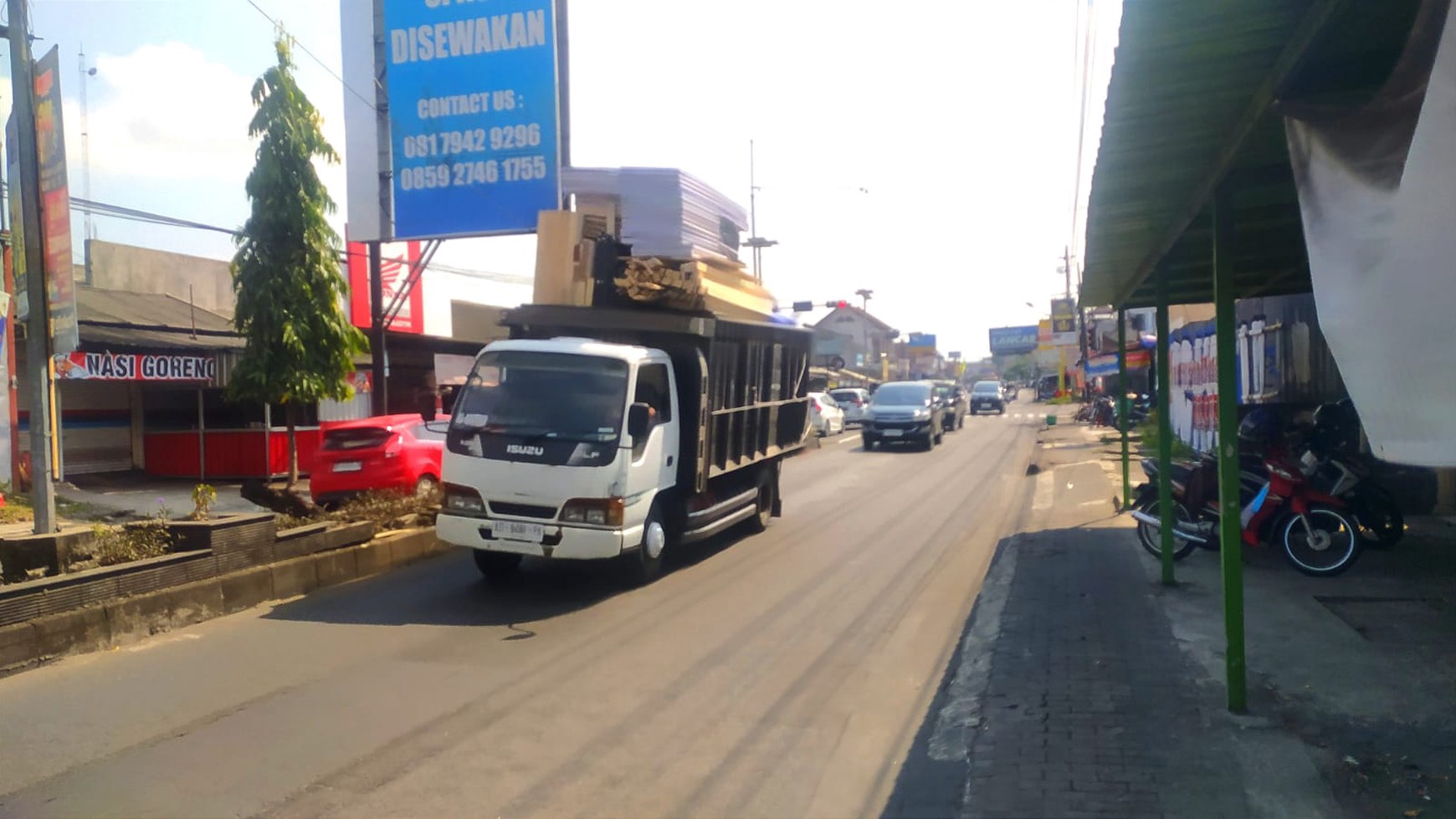 RUKO COCOK UNTUK USAHA/KANTOR DI DAERAH MAGUWOHARJO SLEMAN