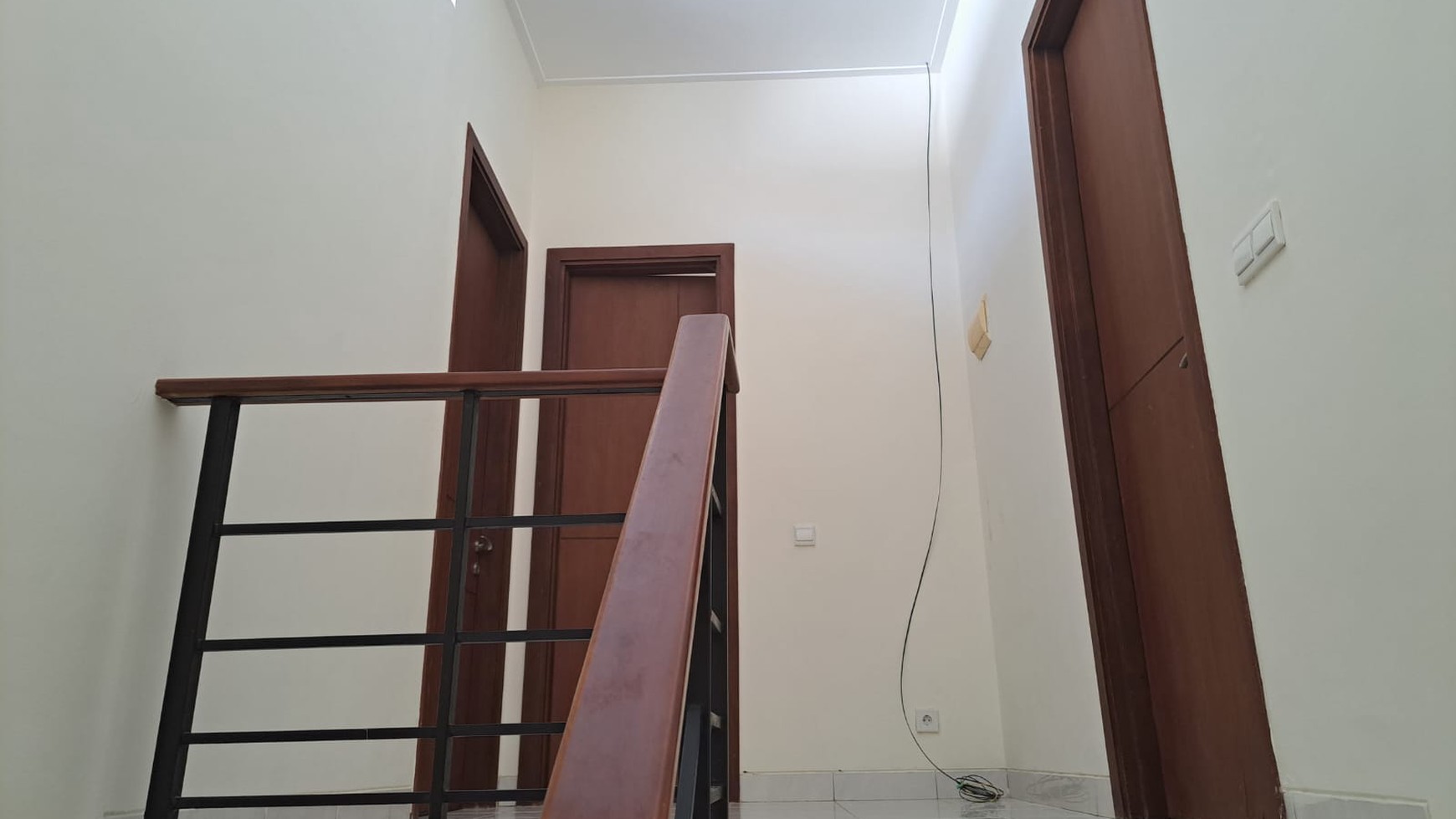 Disewakan Rumah 2 lantai Semi Furnished di Foresta BSD City