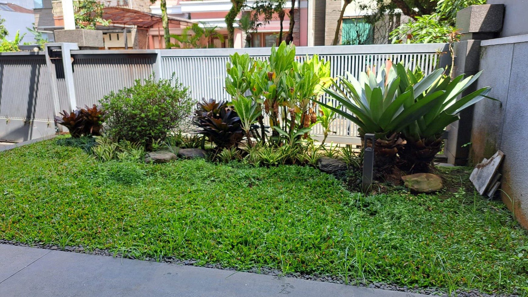 Rumah Lux Asri di Sayap Pasteur Bandung