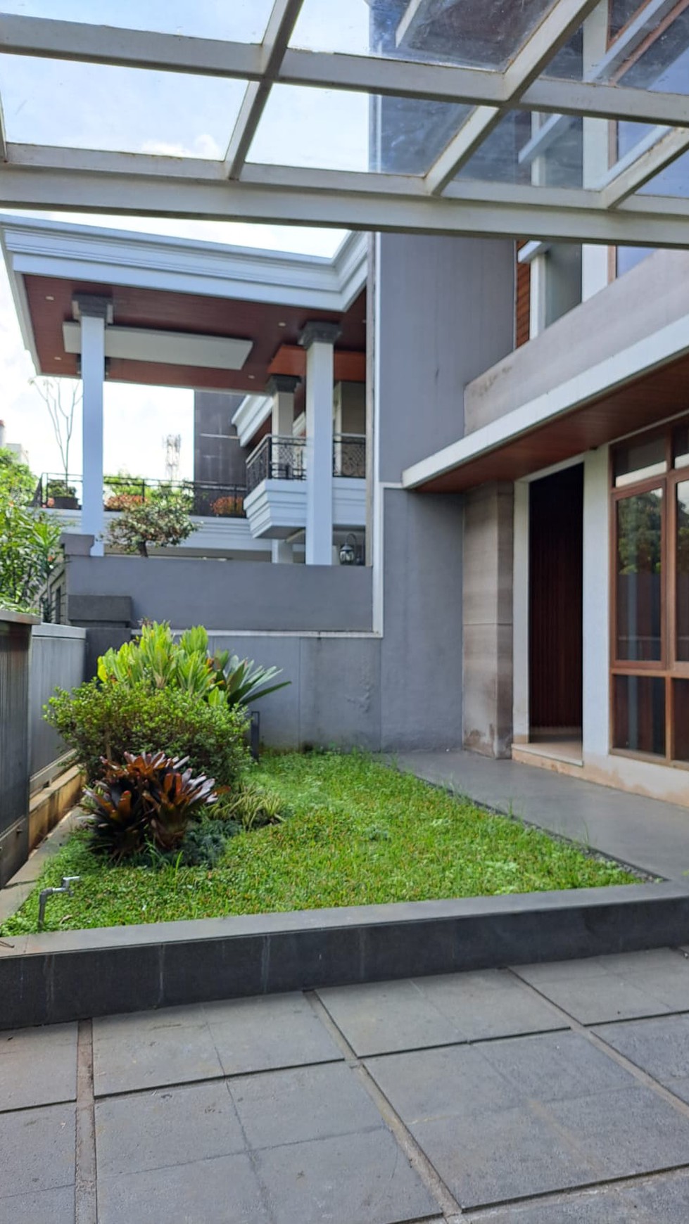 Rumah Lux Asri di Sayap Pasteur Bandung