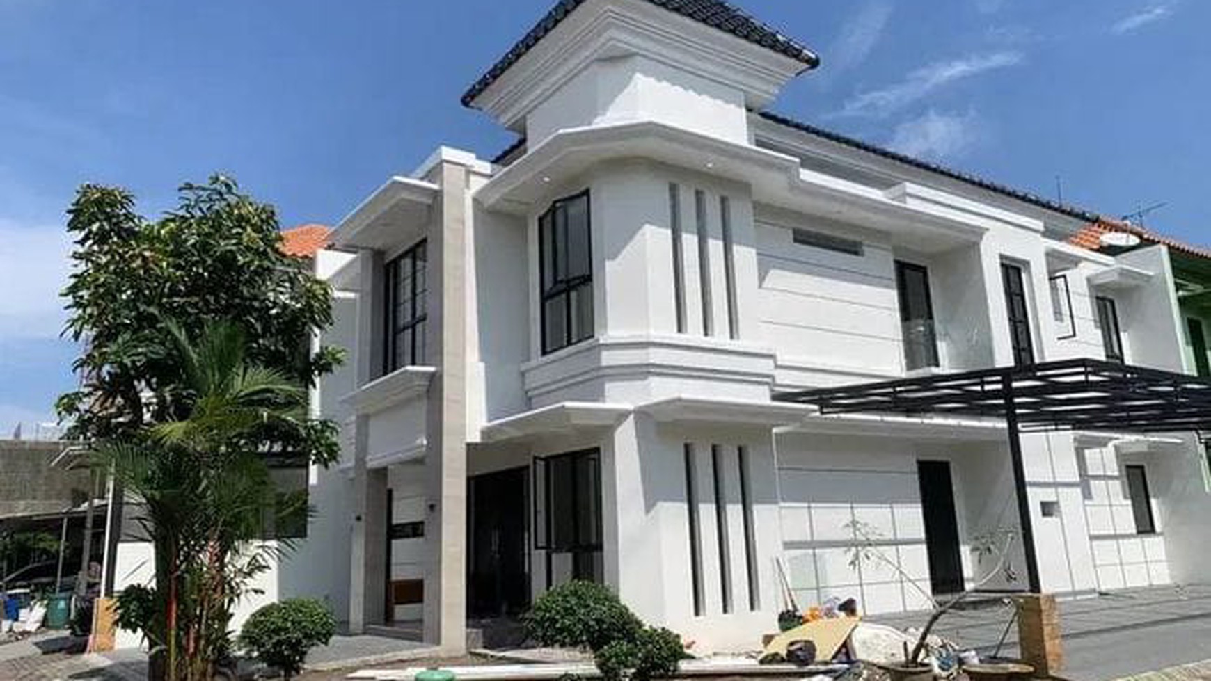 RUMAH BARU MEWAH DIJUAL DI JEMURSARI REGENCY 