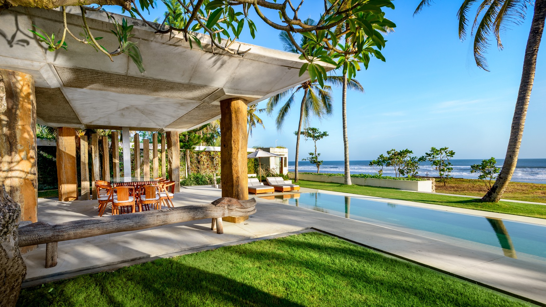 Luxury Unique Villas Beachfront In Tabanan